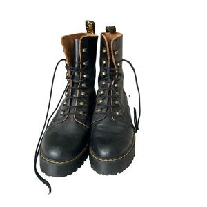 Dr Marten Leona Women’s Smooth Leather Healed Boots size 9. Never worn.